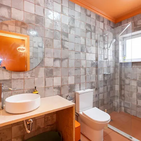 Cosy - With Private Bathroom 카스카이스