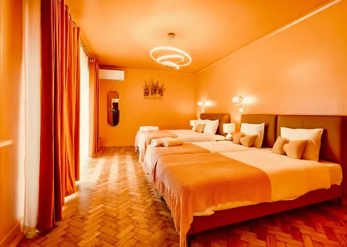 Cosy - With Private Bathroom