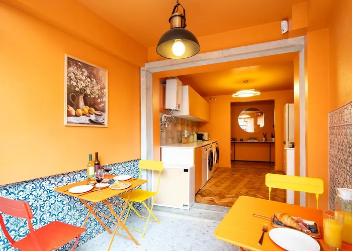 Cosy - With Private Bathroom Cascais