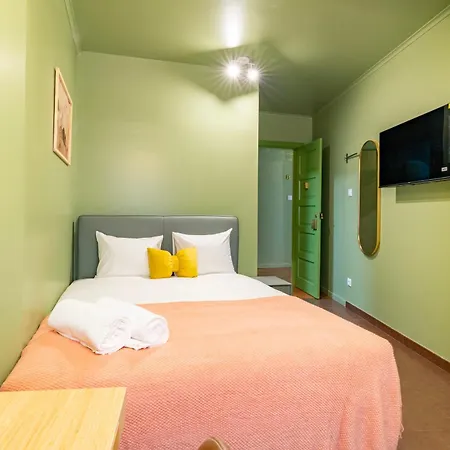 Cosy - With Private Bathroom