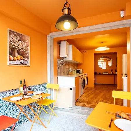 Cosy - With Private Bathroom Cascais