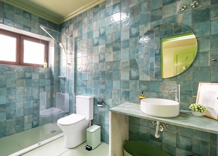 Cosy - With Private Bathroom Cascais